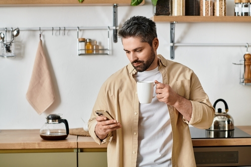 元カノに連絡したくなる心理に男性がなる理由とは？知ることで楽に恋愛ができる！