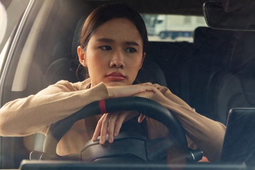 好きな人に意地悪する心理になりやすい女性の特徴とは？距離を近づけるコツについて