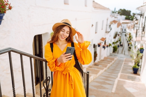 暇アピールする女性心理は脈ありサイン?距離を近づけるための行動の仕方とは