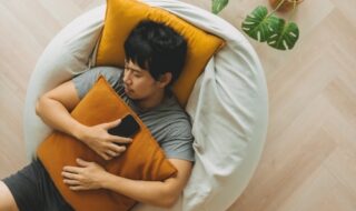 電気を消して寝られない心理になる理由は？快適な日々を過ごすためのポイント
