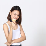 すっぴんを見せる心理に女性がなる理由は？脈ありサインの可能性について