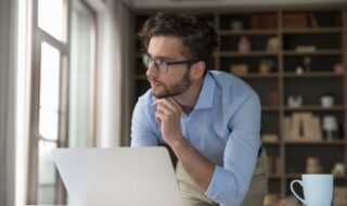 今を楽しめない心理になる理由は？今後の理想的な行動の仕方について