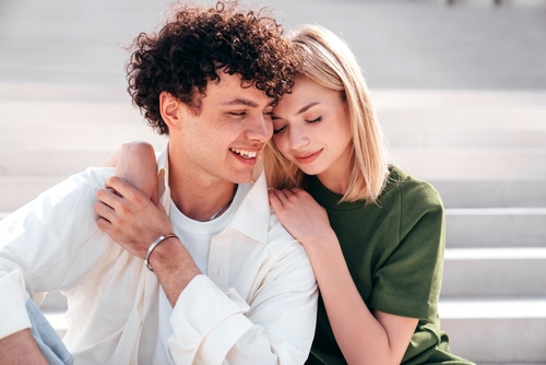 クリスマスの予定を聞く心理に女性がなる理由は?距離を近づけるための方法について