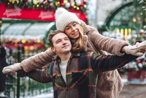 子供っぽくなる女性心理が気になる！脈ありサインの可能性も知ってみよう！