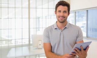 聞こえるように悪口を言う人の心理を理解するコツについて