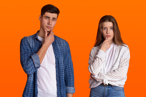 とぼける女性心理になる理由は?良好な関係を築くためのテクニックについて