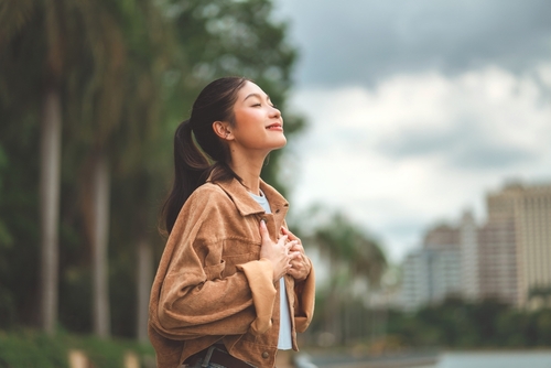 高笑いする心理で女性の本音が分かる！相手との接し方について知ってみよう！