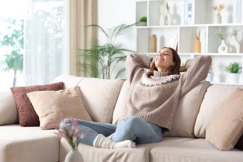 くっつきたい女性心理にはどのような思いがある?脈ありサインの可能性について