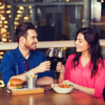 恥ずかしがる女性心理に隠れた思いは？理解することで距離が近くなる！