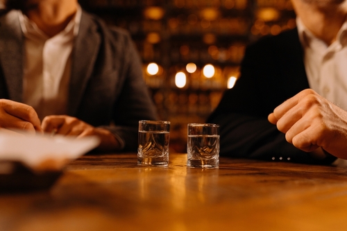 毎日お酒を飲む人の心理とは?知ることで行動が良い方向に変わる可能性も!