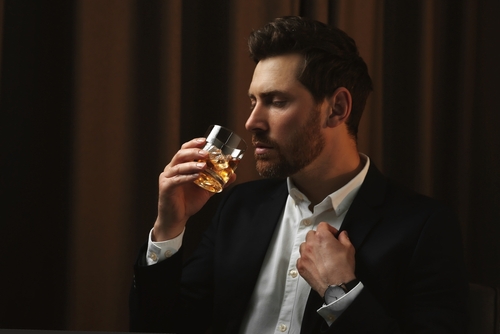 毎日お酒を飲む人の心理とは?知ることで行動が良い方向に変わる可能性も!