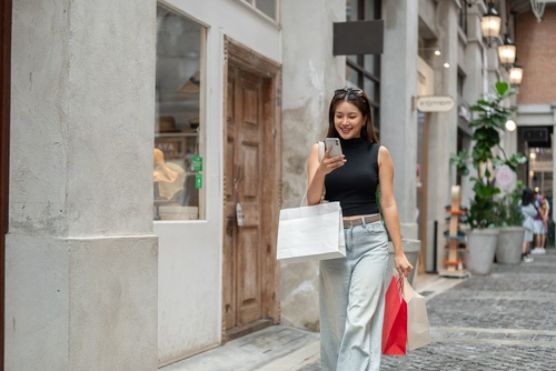 あえていいねしない女性心理に隠れた本音とは?心理を知ると接し方が分かる!