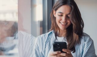 あえていいねしない女性心理に隠れた本音とは？心理を知ると接し方が分かる！