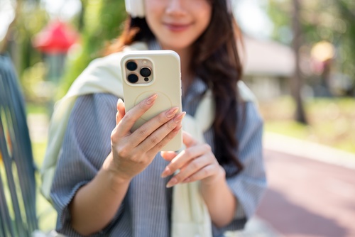 あえていいねしない女性心理に隠れた本音とは?心理を知ると接し方が分かる!